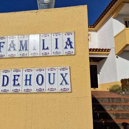 Villa Familia Dehoux Camacha  Екстериор снимка