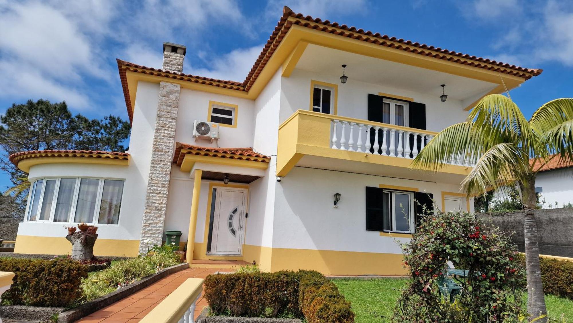 Villa Familia Dehoux Camacha  Екстериор снимка
