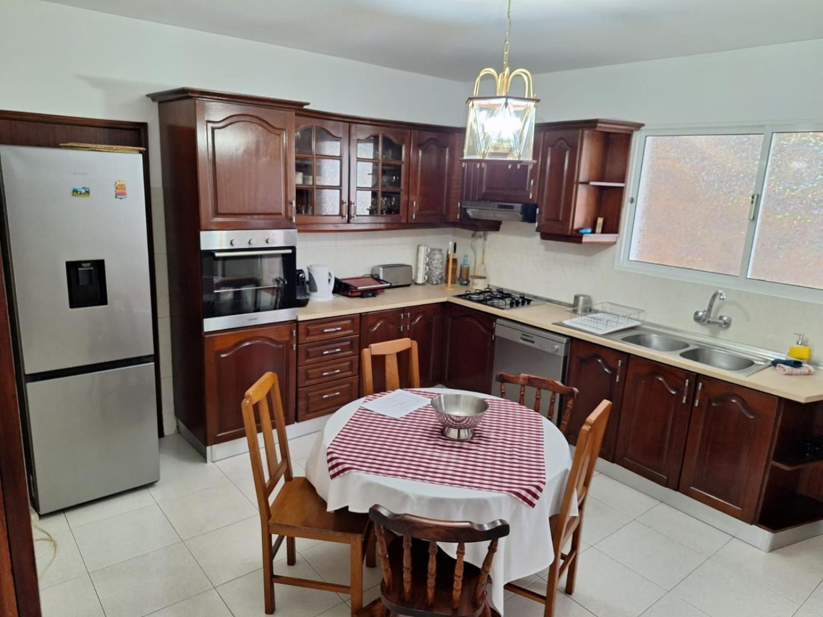 Villa Familia Dehoux Camacha  Екстериор снимка